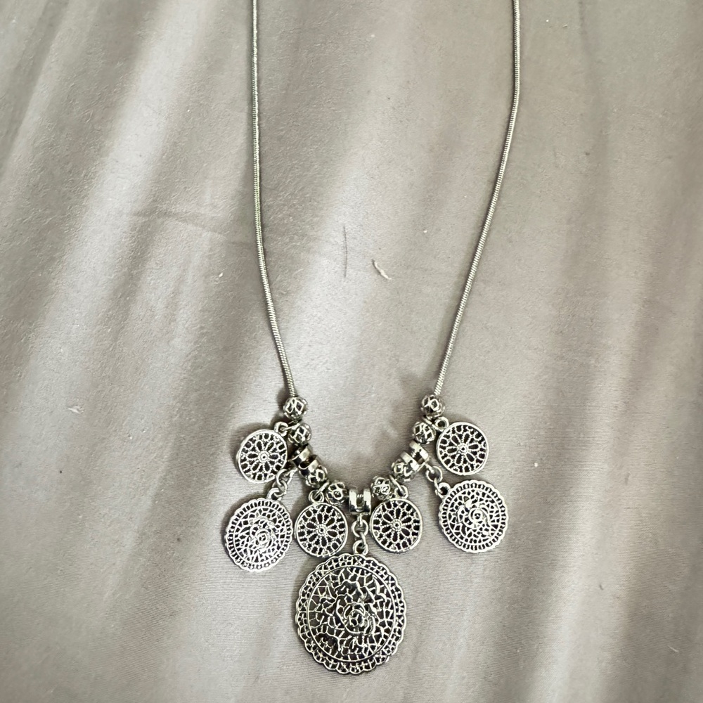Lia Sophia crocheted discontinued necklace